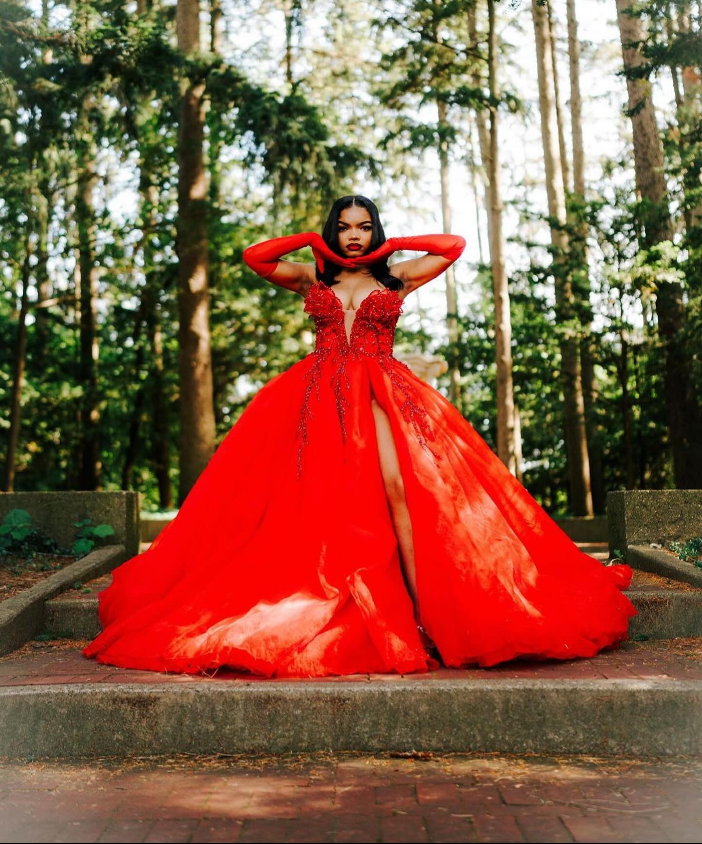 Hot Red Sweetheart Tulle Appliques Ball Prom Dress