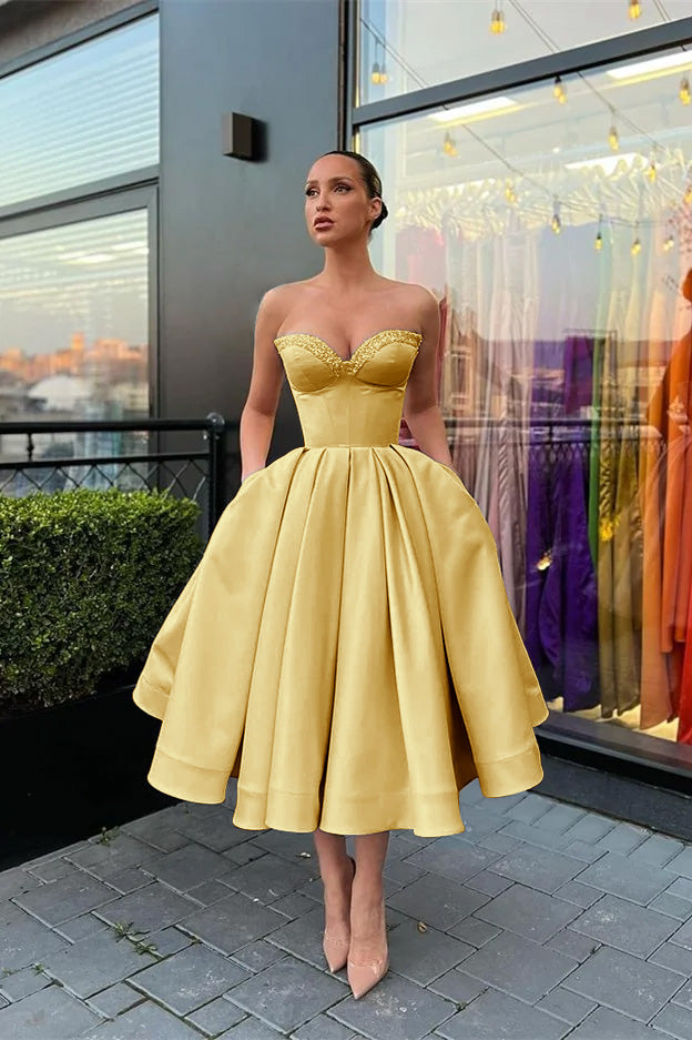 Sweetheart Sleeveless Beaded Short Evening Dress with Pockets | Ballbella