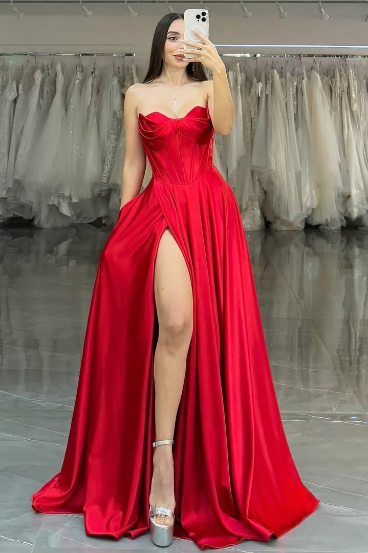 Simple Red Satin Sleeveless Strapless Sweetheart Pleated Prom Dress with Split | Ballbella