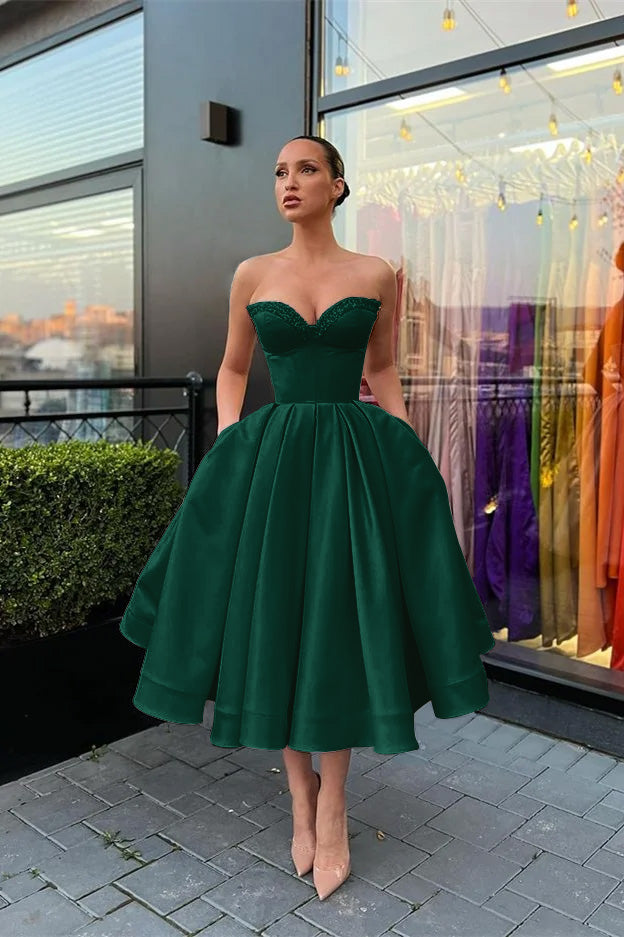 Sweetheart Sleeveless Beaded Short Evening Dress with Pockets | Ballbella