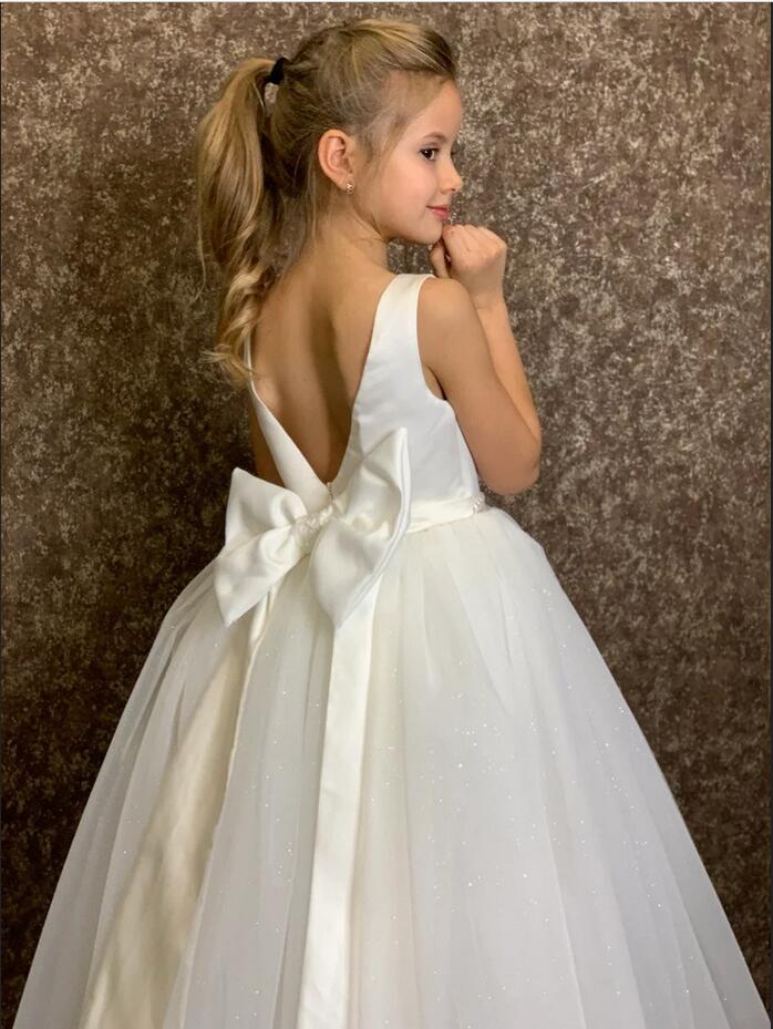 A-line Sleeveless Flower Girl Dresses with Tulle and Appliques - Simple Jewel