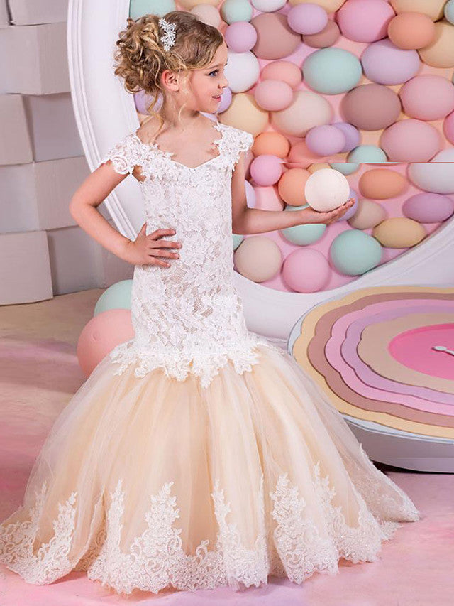 Lace Tulle Cap Sleeve Boat Neck Flower Girl Dress with Appliques Splicing