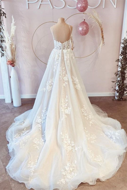 Sleeveless Spaghetti-Strap V-Neck Wedding Dress with Tulle and Lace A-Line Design