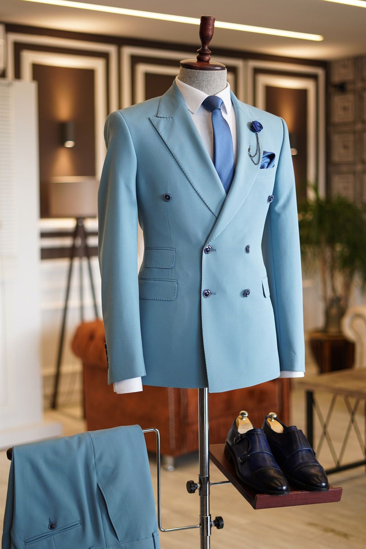 Sky Blue Double Breasted Groom Suit with Peaked Lapel
