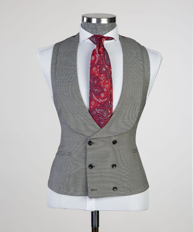 Eugene Latest Design Gray Peaked Lapel 3-Piece Men's Suits