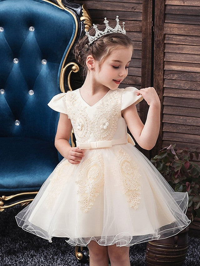 Short Sleeve V Neck Flower Girl Dresses with Tulle Sash Ribbon and Bow Appliques