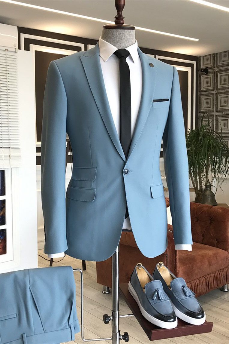 Sky Blue Cheap Wedding Suits with 3 Flaps & Peaked Lapel