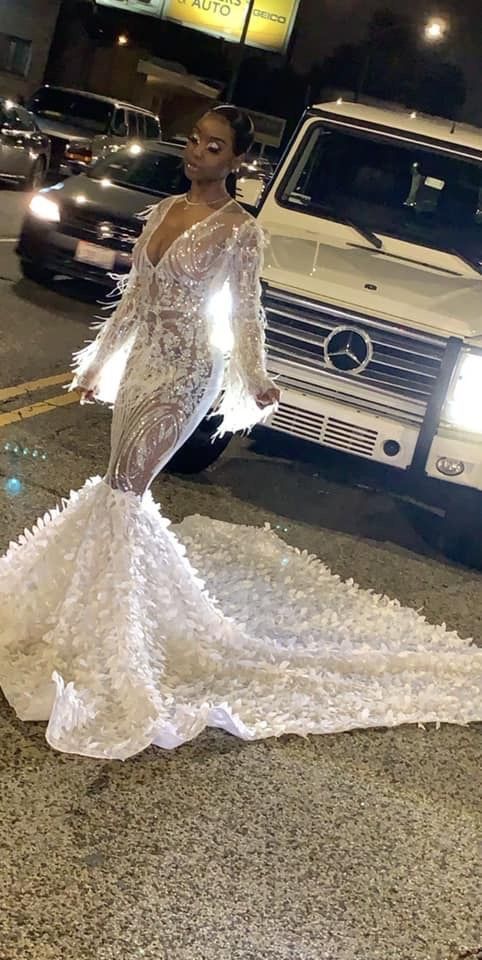V-Neck Long Sleeves Sexy Mermaid Prom Dress with Sequins