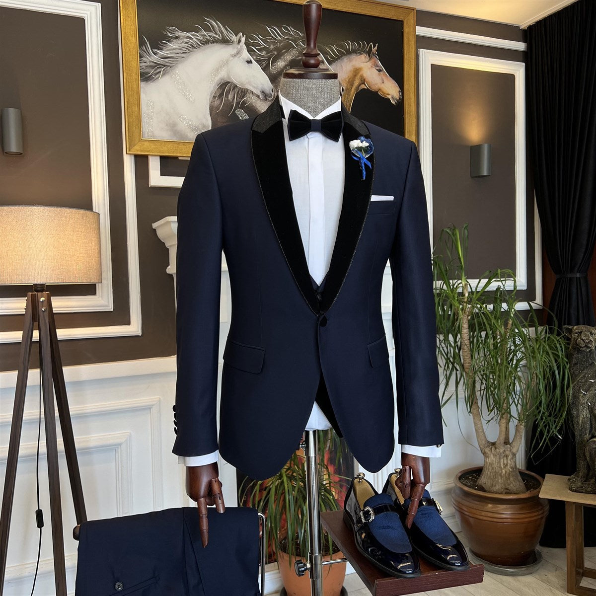 Clement Three Piece Men's Suit with Splicing Shawl Lapel in Newest Dark Blue