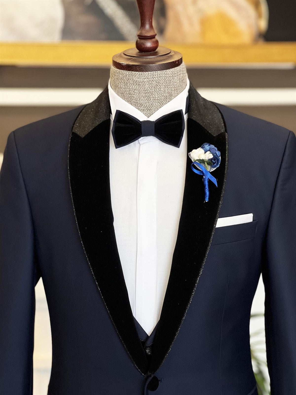 Clement Three Piece Men's Suit with Splicing Shawl Lapel in Newest Dark Blue