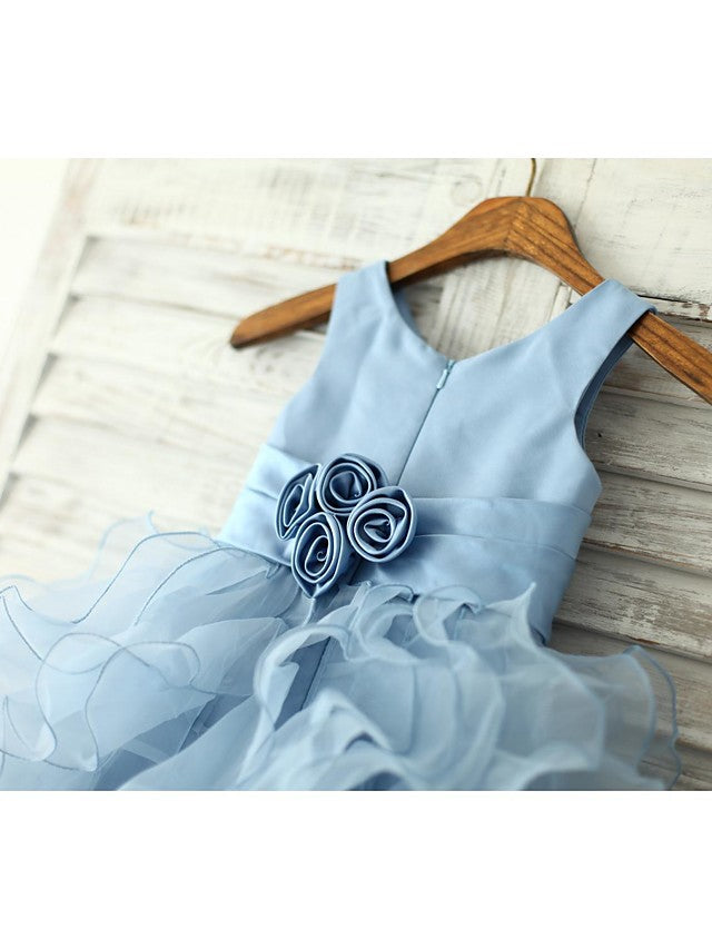 Beautiful Sleeveless Jewel Neck Floor Length Flower Girl Dresses in Organza With Sash and Ribbon Flower