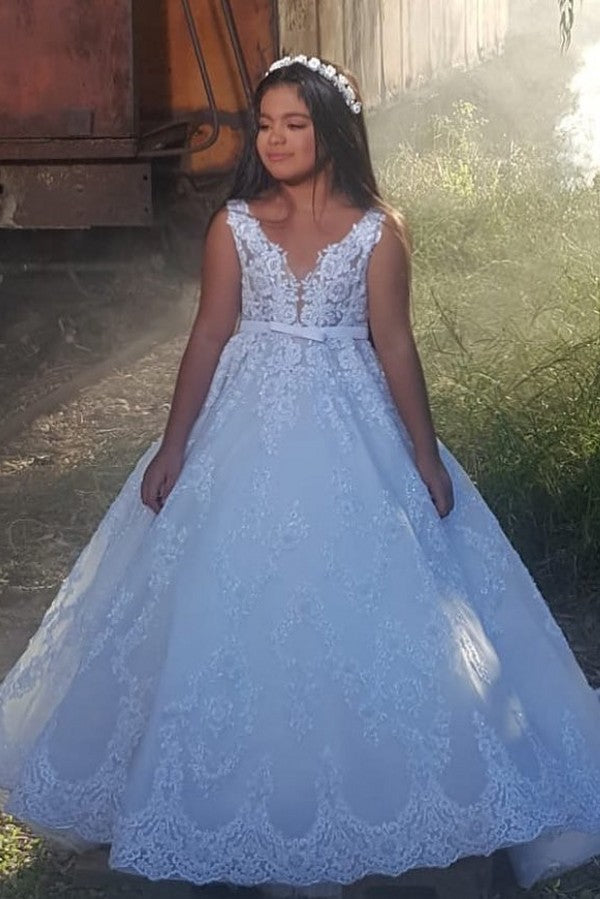 A-line V-neck Spaghetti Straps Flower Girl Dress with Lace Appliques