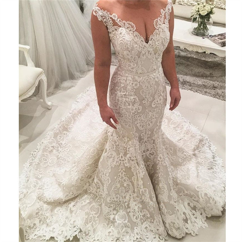 Elegant V-Neck Sleeveless Portrait Long Mermaid Lace Appliques Wedding Dress