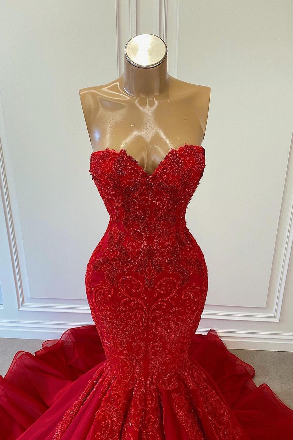 Sweetheart Red Mermaid Prom Dress With Beadings