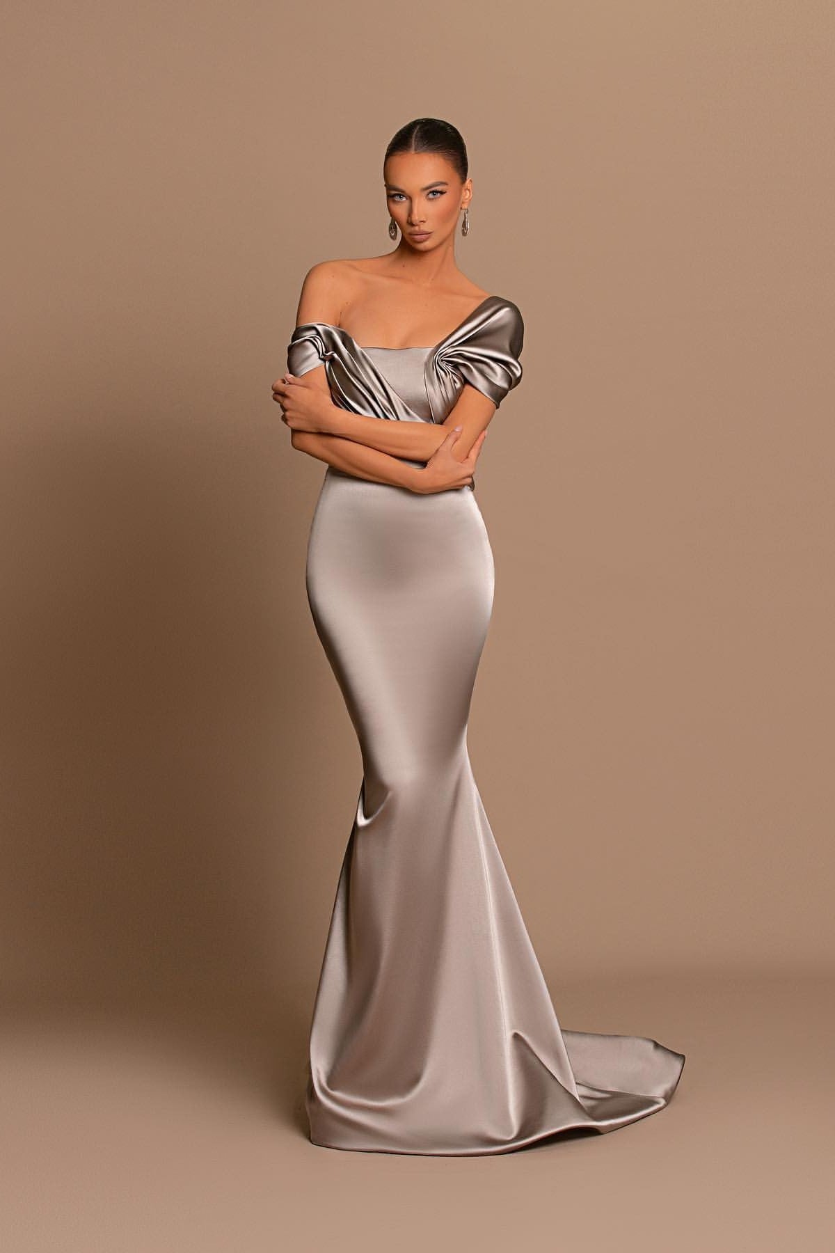 Unique Off-the-Shoulder Mermaid Evening Dress with Elegant Design | Ballbella