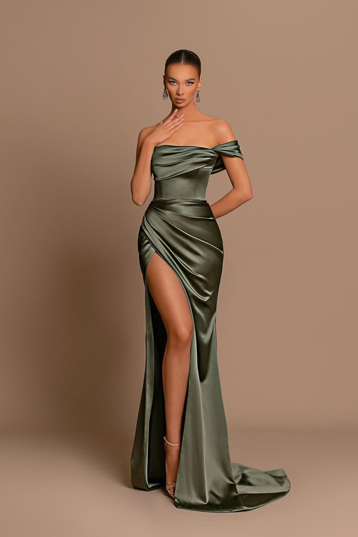 Popular Off-the-Shoulder Mermaid Evening Dress with Split | Ballbella