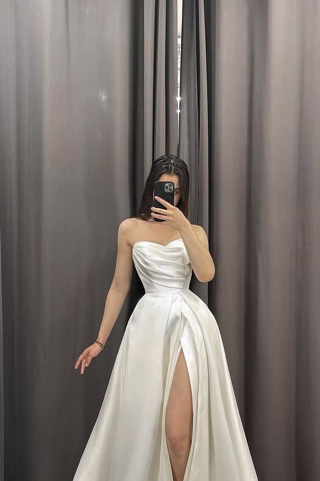 Simple White Satin Strapless Sleeveless Long Pleated Wedding Dress with Split | Ballbella