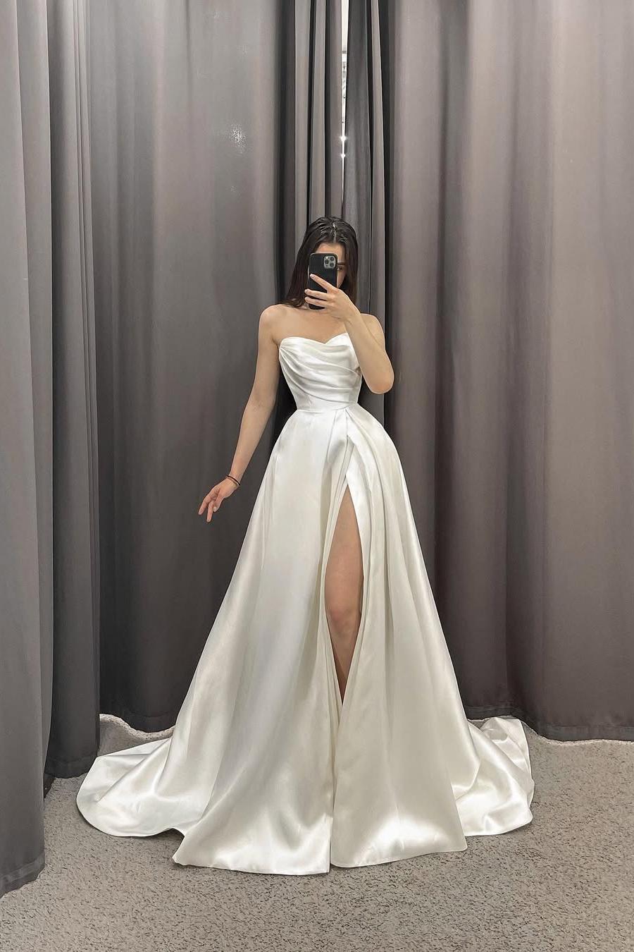 Simple White Satin Strapless Sleeveless Long Pleated Wedding Dress with Split | Ballbella