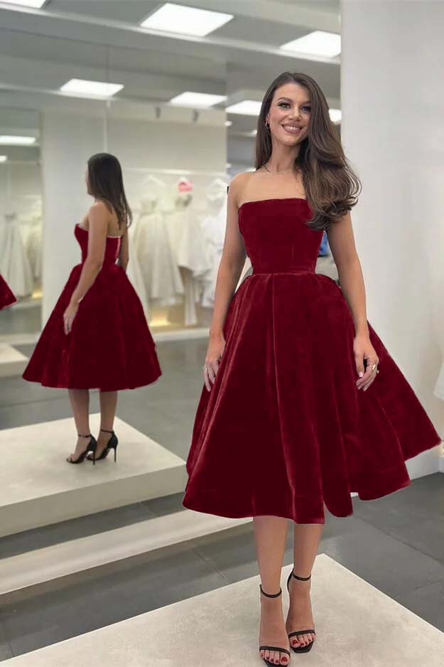 Modest Strapless Sleeveless Black Tea-Length Prom Dress | Ballbella