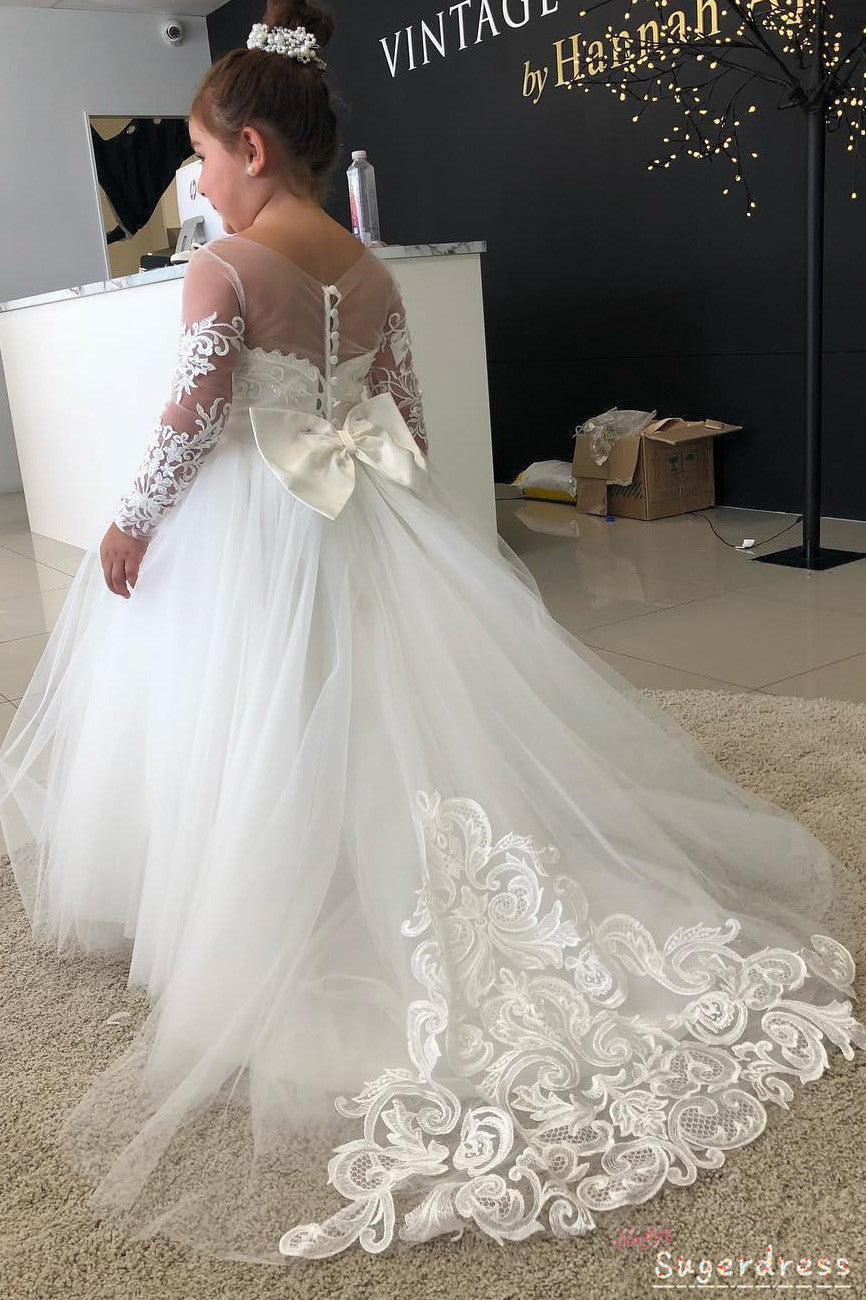 A-line Flower Girl Dresses with Lace Appliques and Boho Long Sleeves