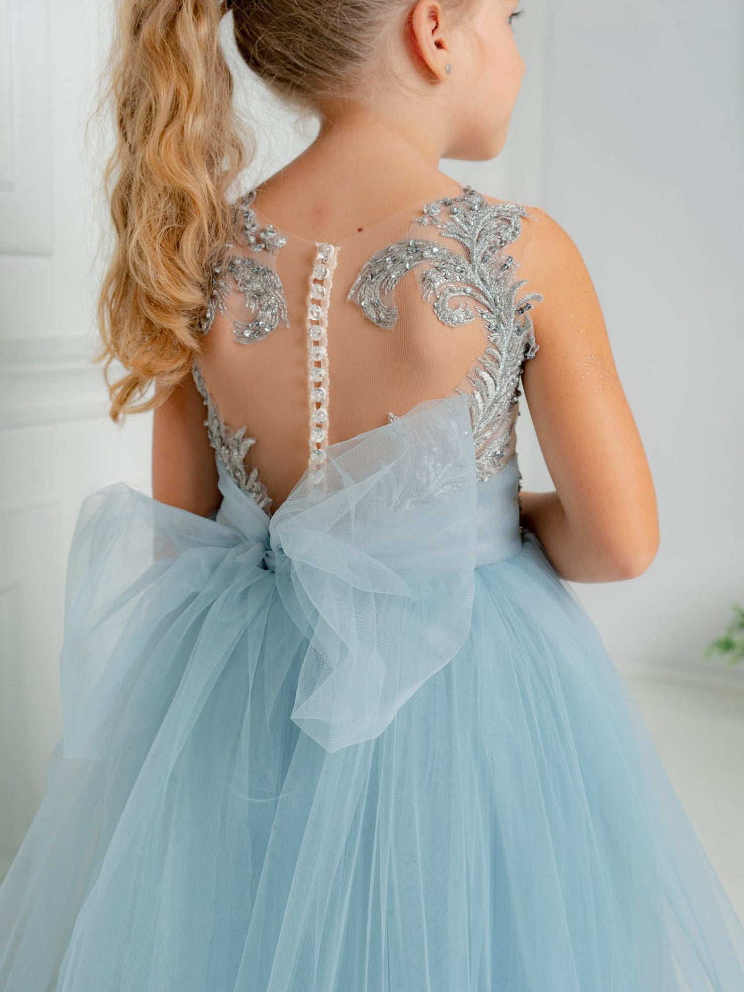 Cute A-line Boho Flower Girl Dress with Bow Sequins and Tulle