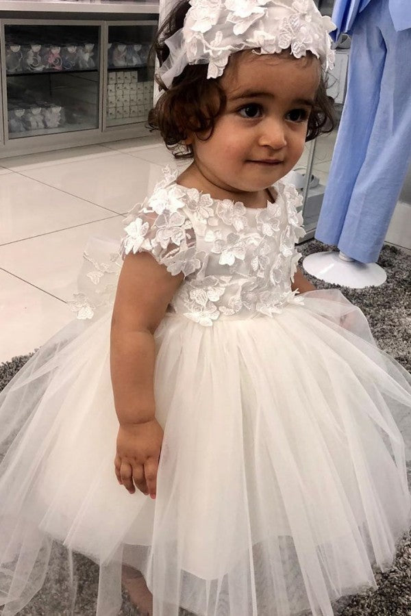 Cute A-line Bateau Flower Girl Dress with Bowknot Pearls Appliques