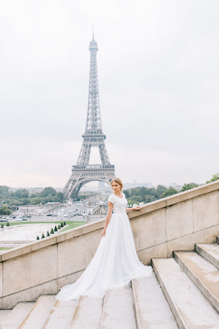 Romantic White V-Neck A-line Lace Chiffon Wedding Dress