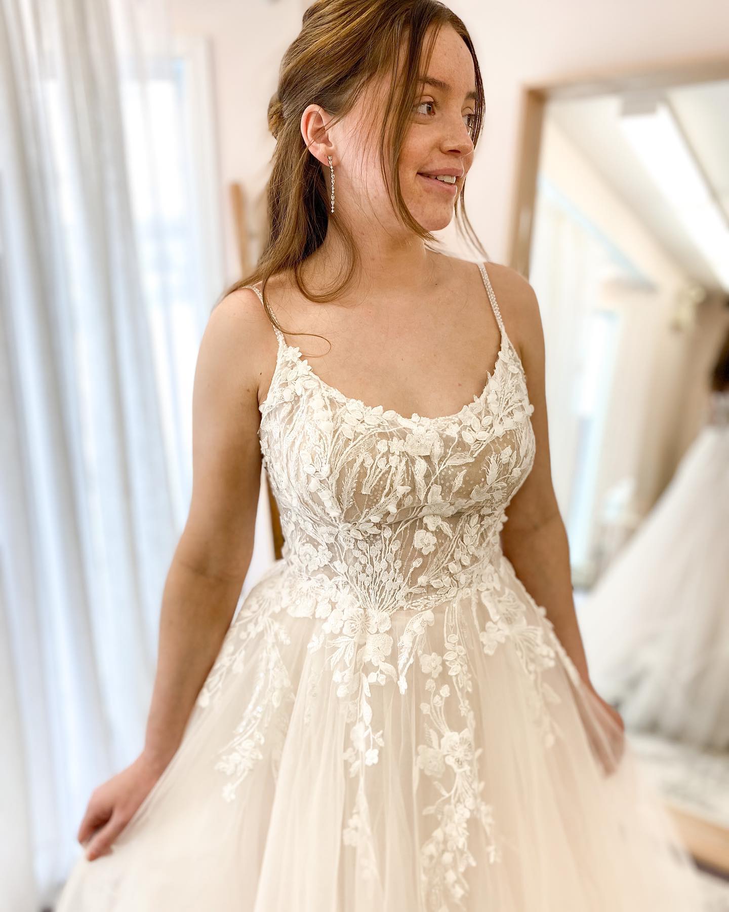 Simple Long A-line Halter Tulle Wedding Dress With Lace