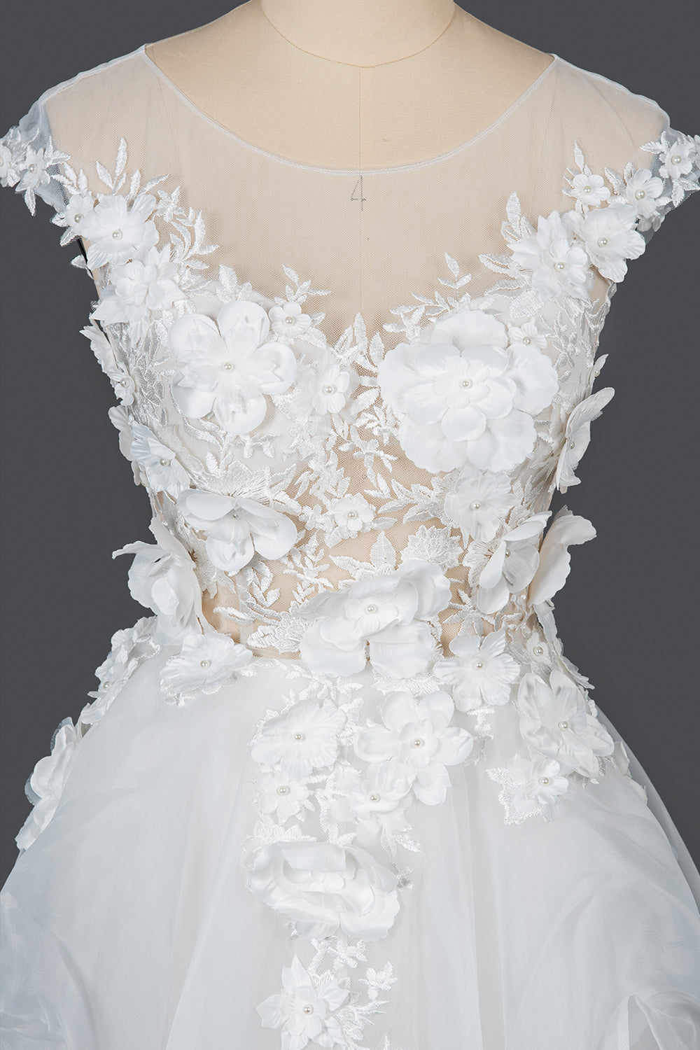 Cap Sleeve Jewel Ball Gown Wedding Dress with Floral Appliques