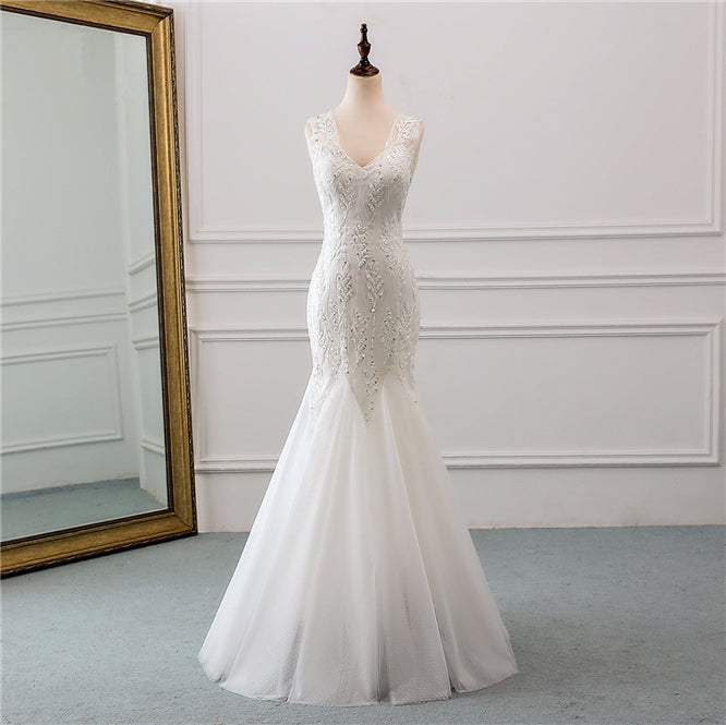 Stunning V-neck Tulle Long Mermaid Wedding Dress with Beadings