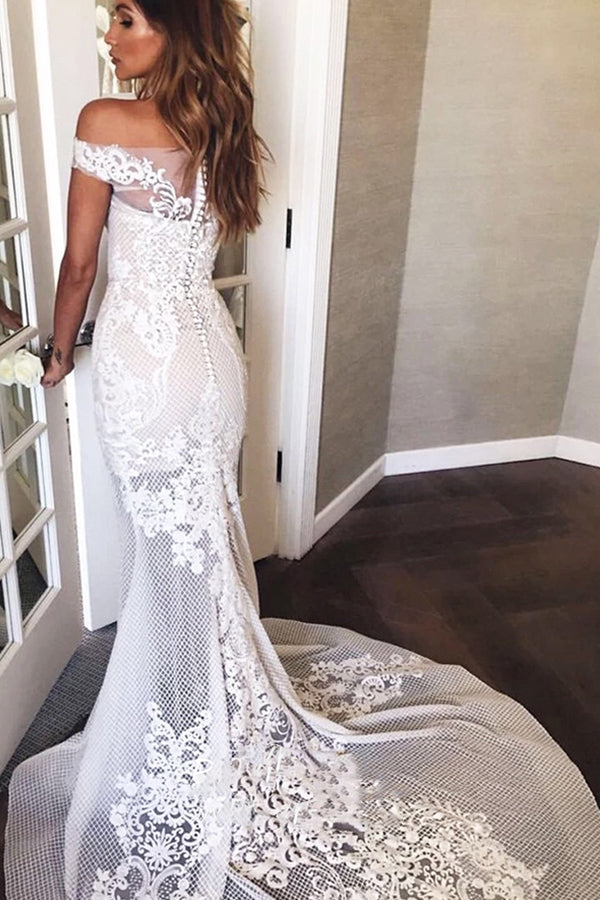 Elegant Off The Shoulder Mermaid Wedding Dress With Sweep Train and Appliques