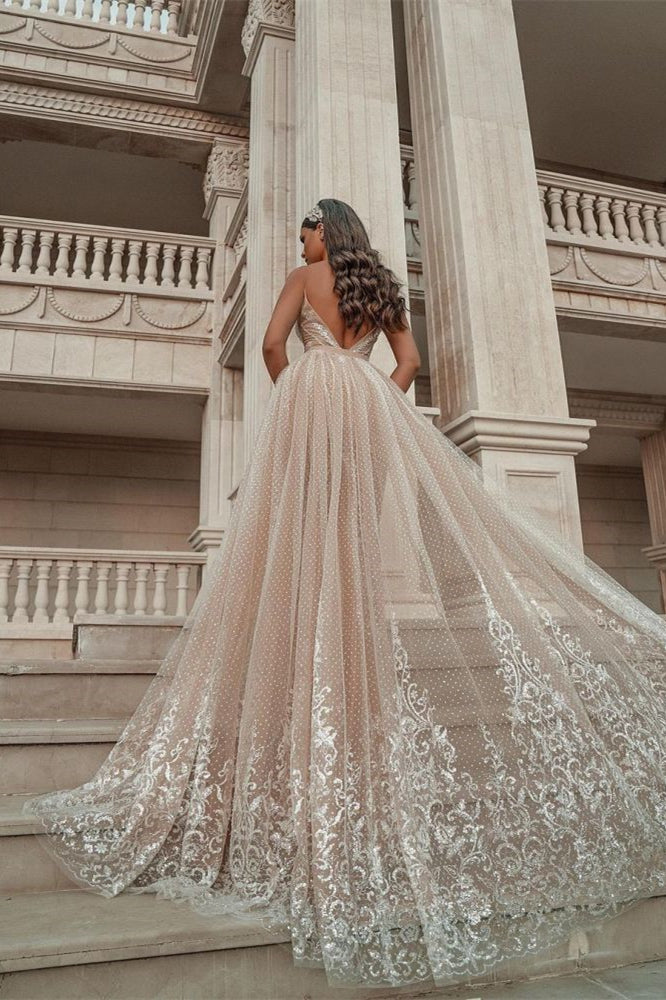 Gorgeous Mermaid Wedding Dress with Spaghetti-Strap Applique Ruffles