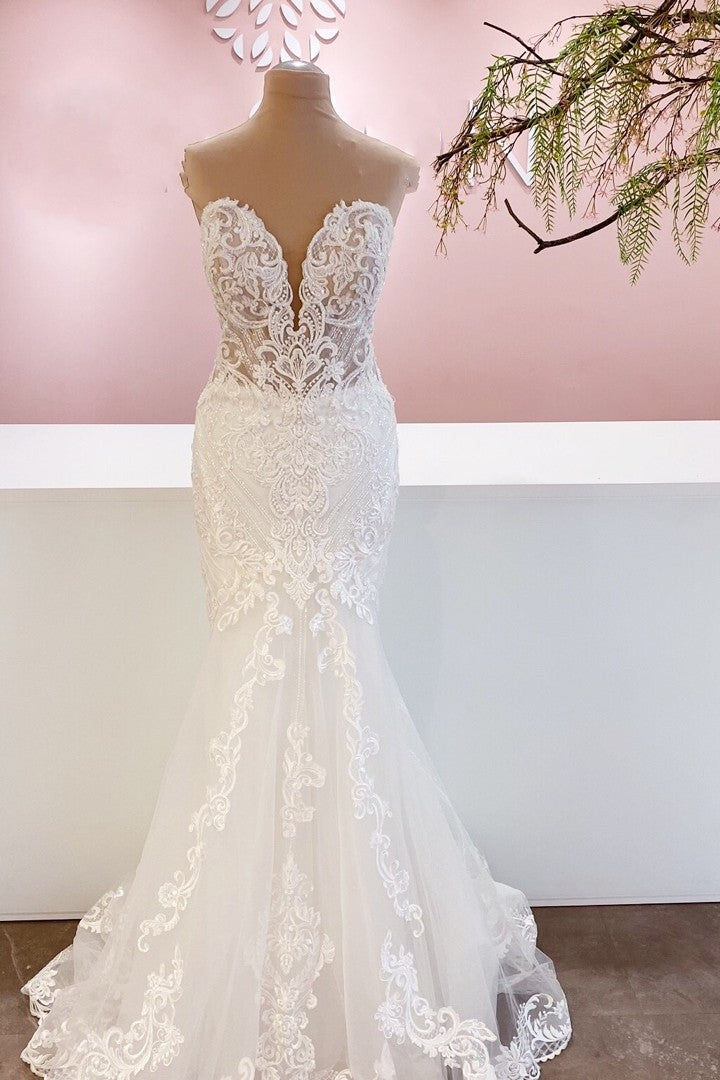 Classy Sweetheart Mermaid Wedding Dress with Appliques Lace