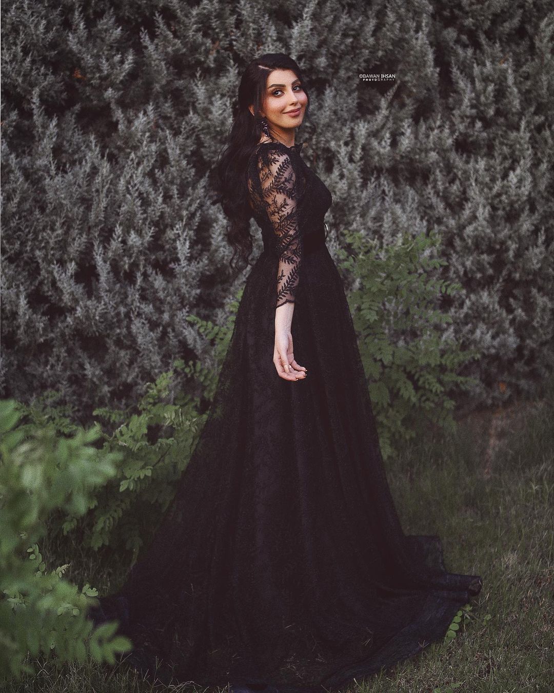 Long A-Line Tulle Lace Wedding Dress with Sleeves - Black