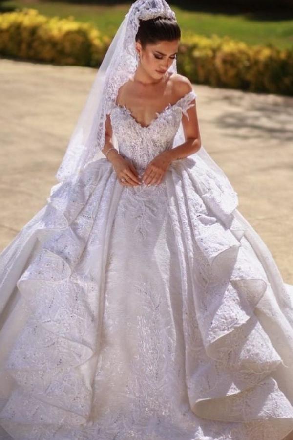 Gorgeous Off-the-shoulder Lace Wedding Dress for Your Big Day