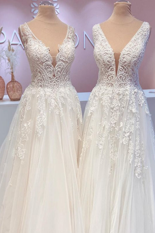Glamorous A-Line Lace Wedding Dress With Wide Straps & Tulle Appliques