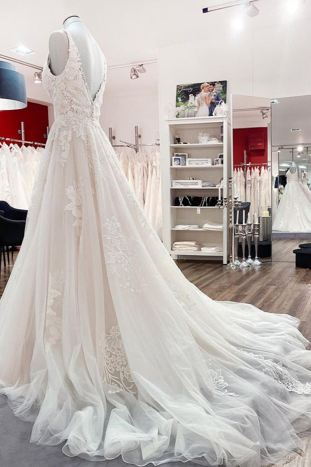 Elegant A-Line Lace Wedding Dress With Open Back and Appliques