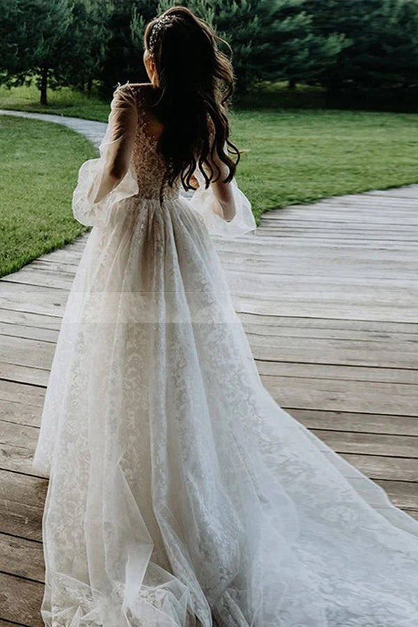 Stunning A-line Tulle Long Sleeves Lace Wedding Dress