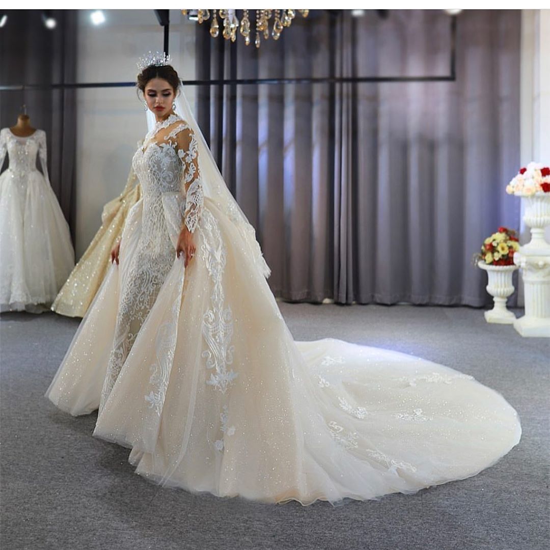 Gorgeous A-Line Sweetheart Wedding Dress with Appliques Lace