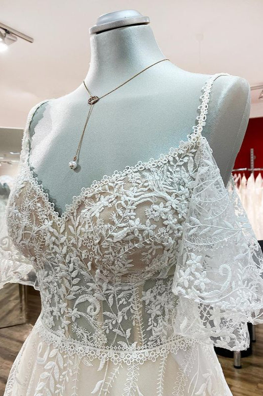 Modest Long Sleeves Sweetheart Wedding Dress With Tulle Lace Appliques