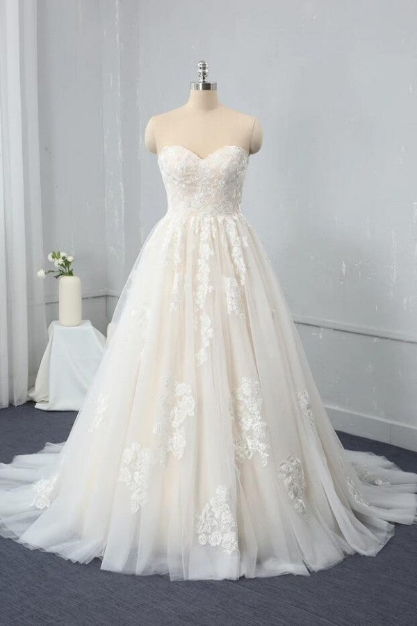 A-Line Wedding Dress With Lace Appliques and Tulle Sweetheart Backless Floor-length Elegance