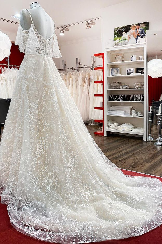 Modest Long Sleeves Sweetheart Wedding Dress With Tulle Lace Appliques