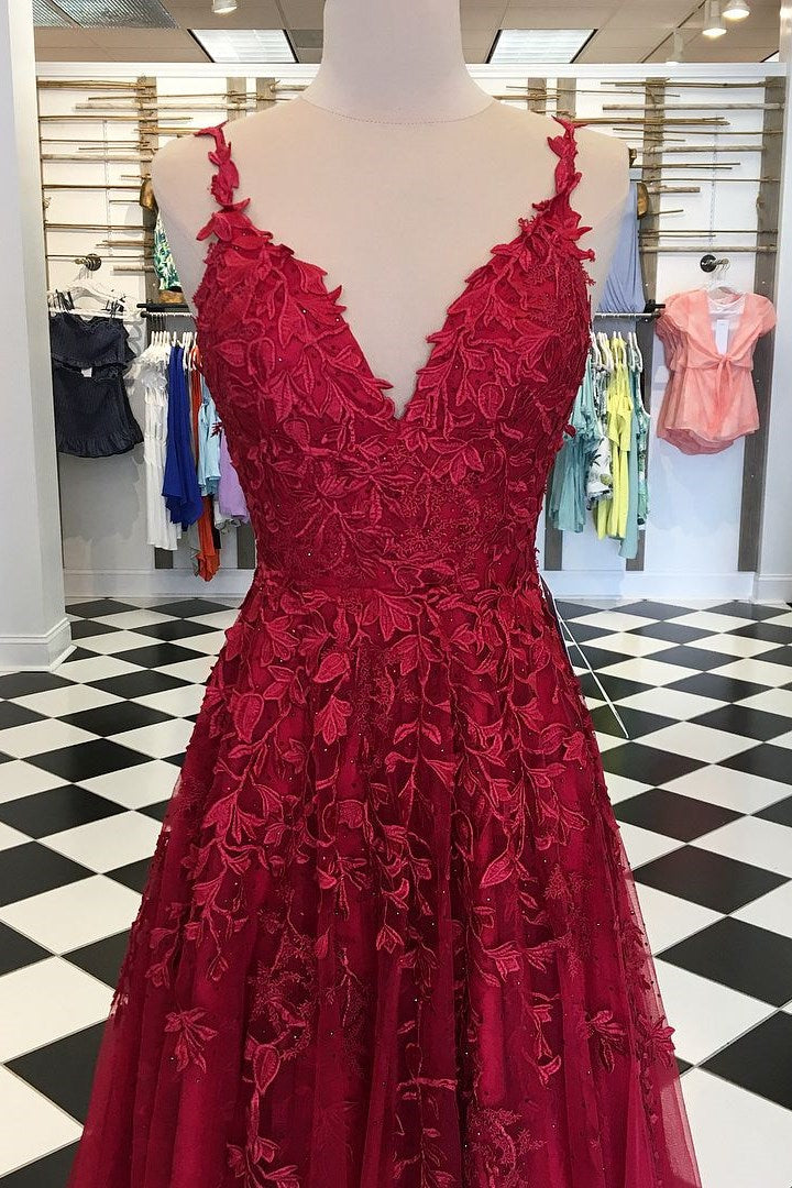 Elegant V Neck Tulle Prom Dress with Spaghetti-Straps & Appliques