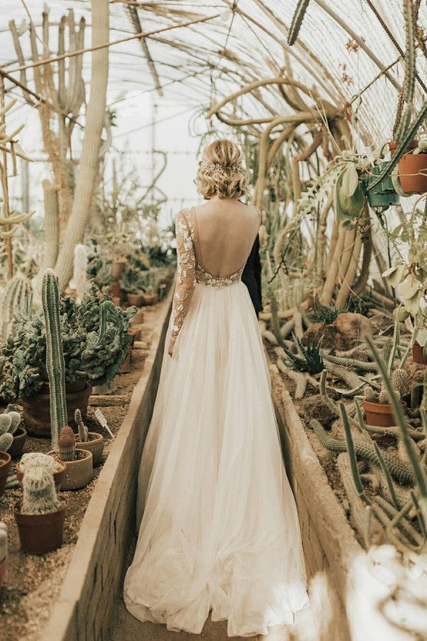 Beautiful A-Line Chiffon Wedding Dress with Lace Appliques