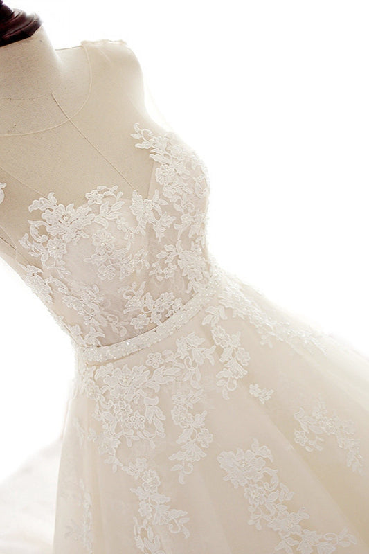 A-line Jewel Tulle Long Wedding Dress with Appliques Lace