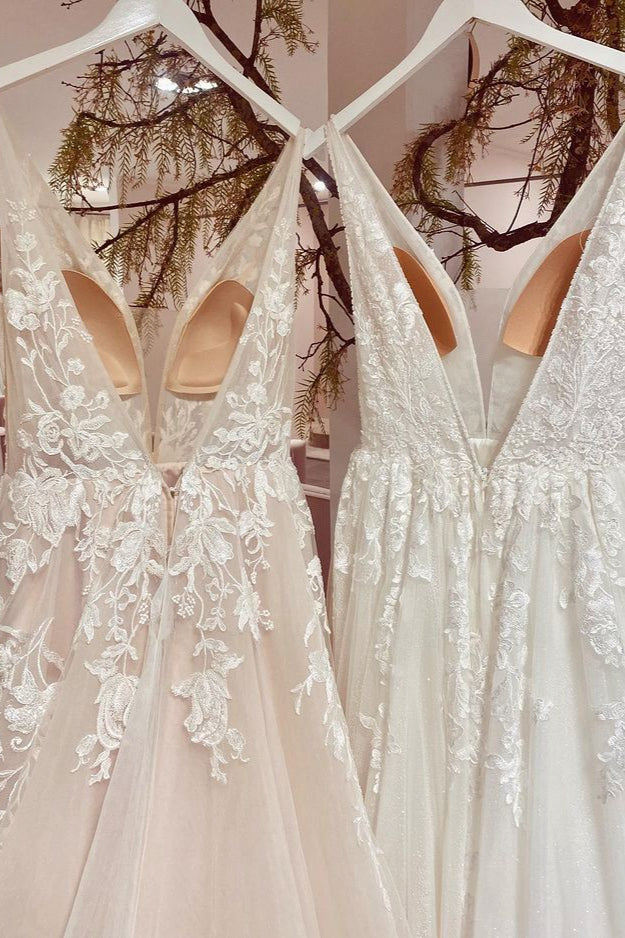 Modest A-line V-neck Backless Wedding Dress With Tulle Lace