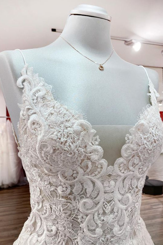 Classy V-Neck Sleeveless Lace Ruffles A-line Tulle Wedding Dress