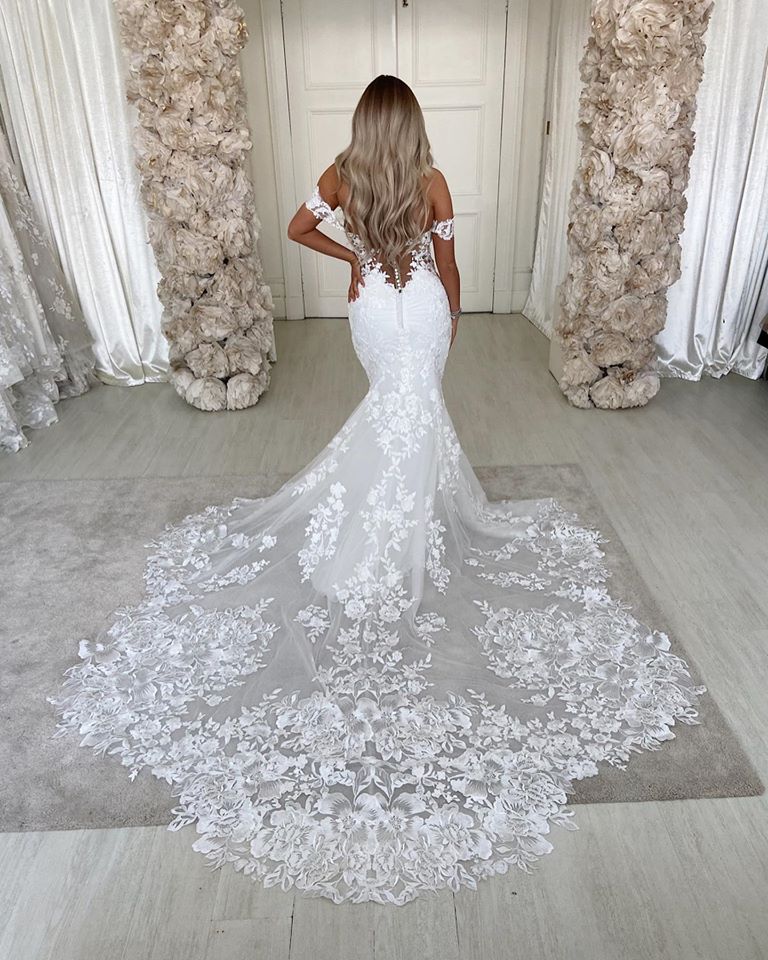 Gorgeous Off-the-shoulder Backless Long Mermaid Wedding Dress with Lace