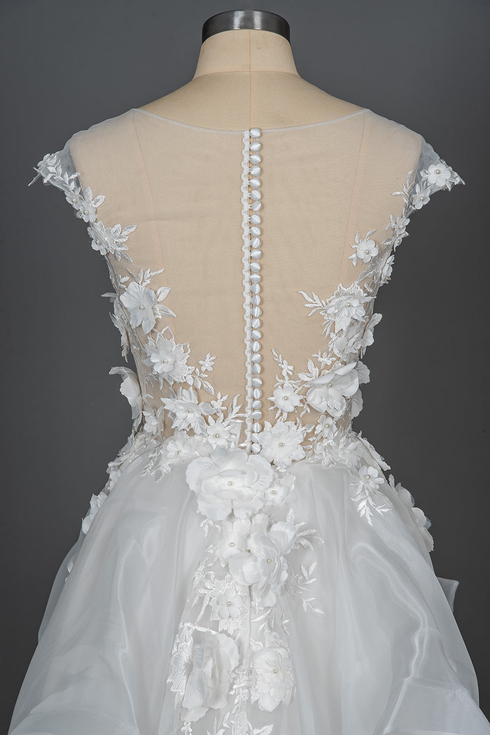 Cap Sleeve Jewel Ball Gown Wedding Dress with Floral Appliques