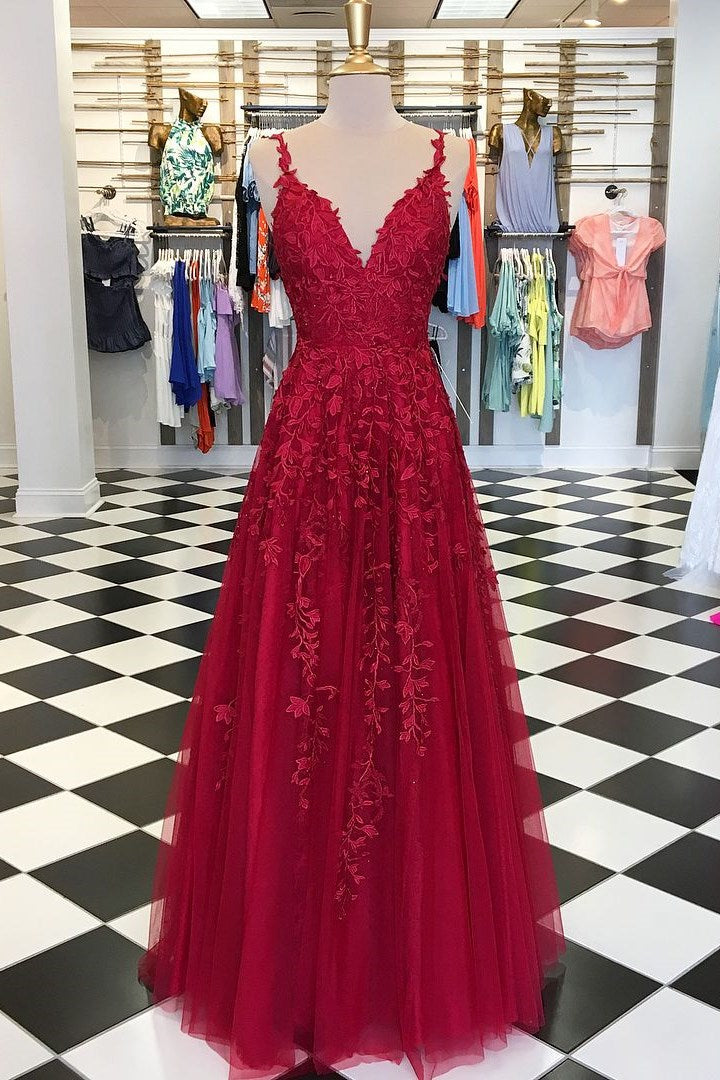 Elegant V Neck Tulle Prom Dress with Spaghetti-Straps & Appliques